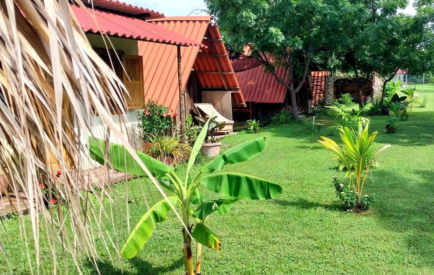 Cabanas Rusticas Las Penitas Exterior photo